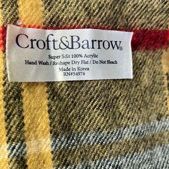 Croft & Barrow Plaid Scarf - Picture 2 of 3